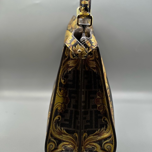 FENDI X VERSACE Vitello Seta Nappa Fendace FF Baroque Medium Peekaboo Bag - Picture 5 of 7